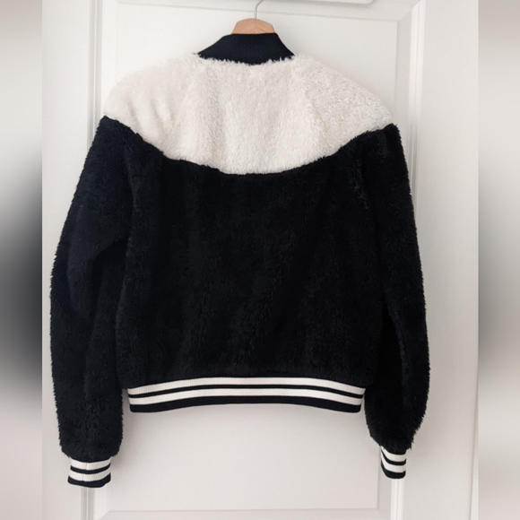 NIKE sherpa bomber black white yin yang fuzzy teddy color block- S - Picture 3 of 11